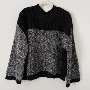 Roomy knit Women's Sweater